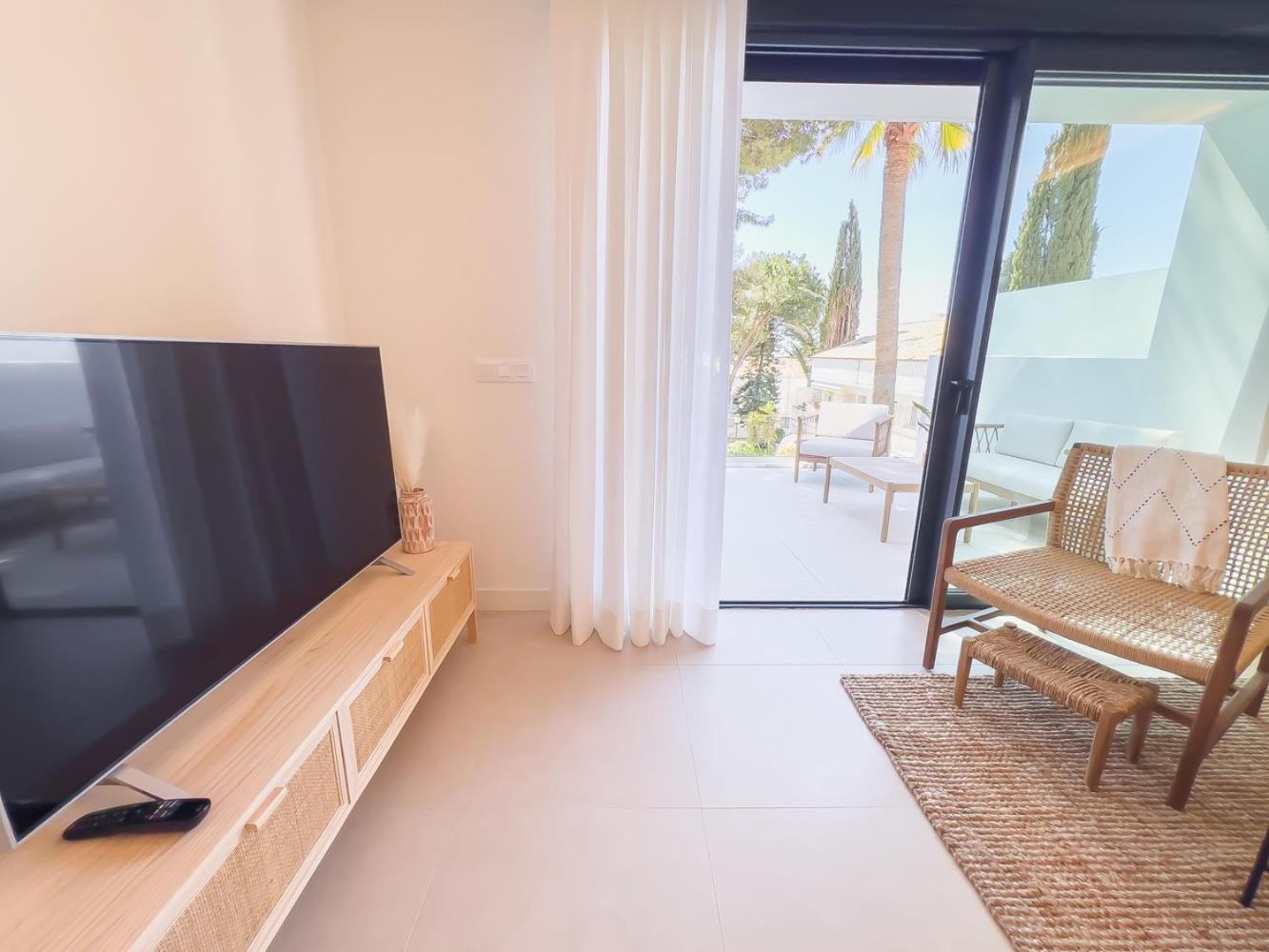 Apartment Apartment On The Golden Mile Marbella