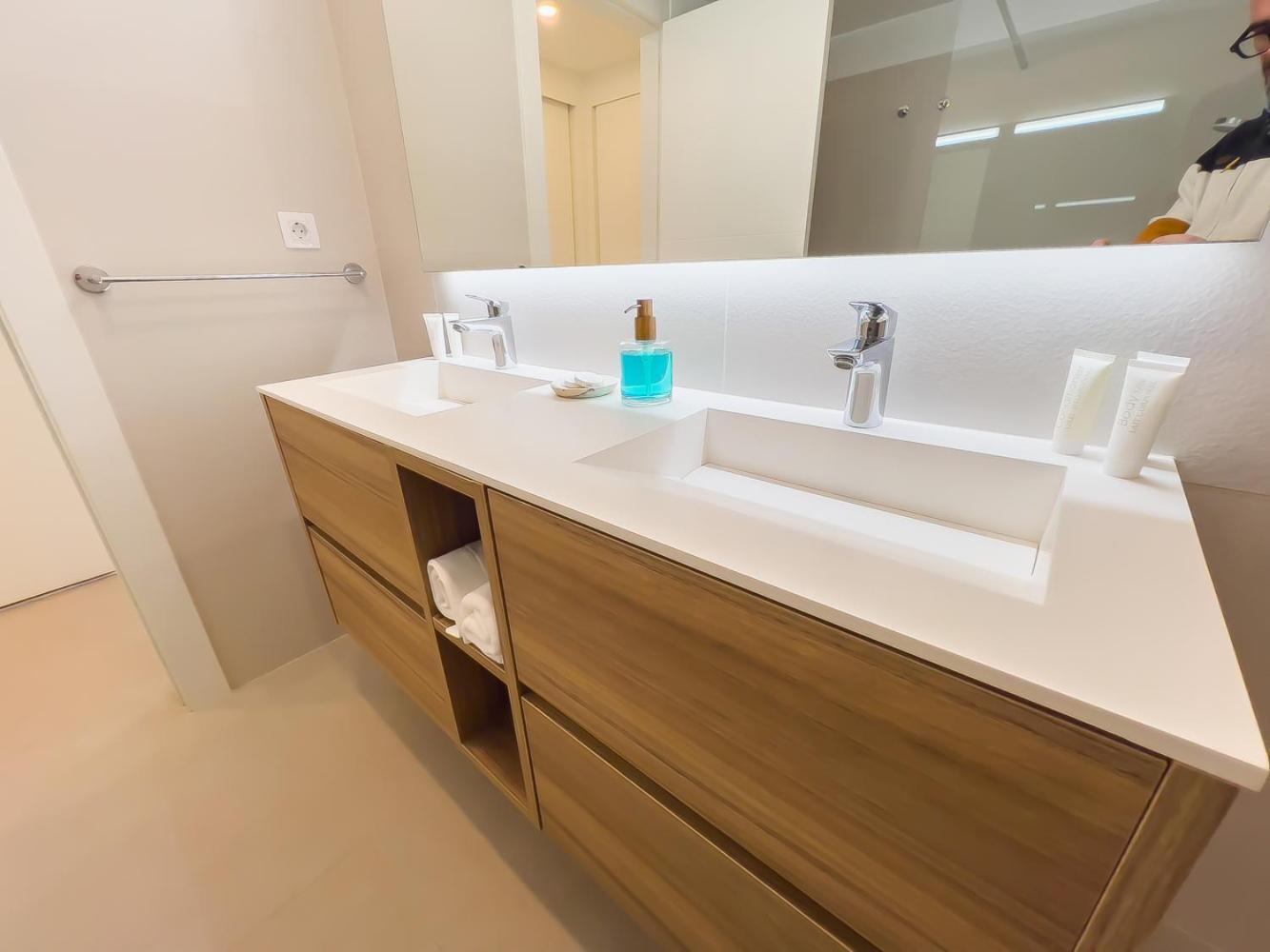 Apartment Apartment On The Golden Mile Marbella