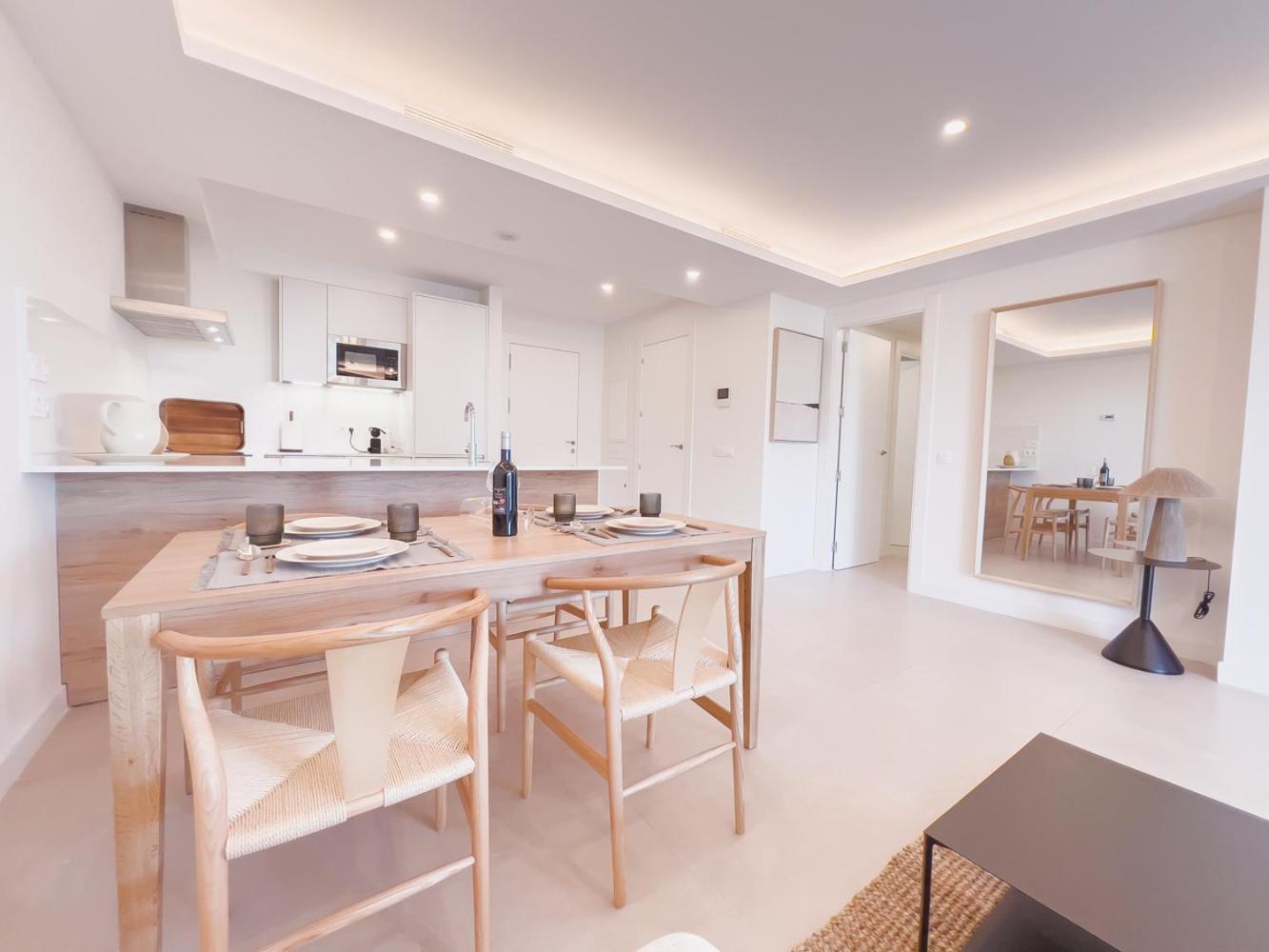 Apartment On The Golden Mile Apartment